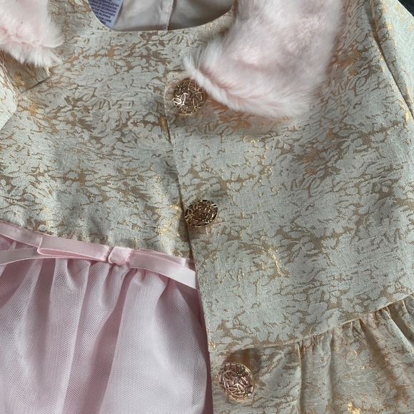 Beautiful 2 Piece Dress Set - Picture 4 of 4